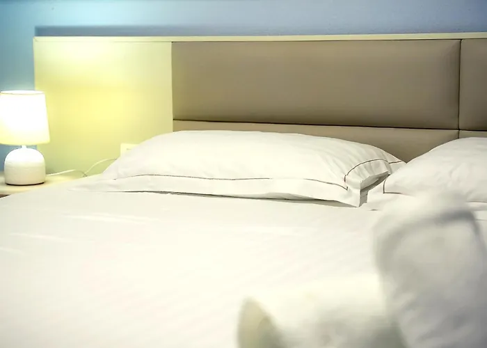 Hotel Andi Kryemëdhej