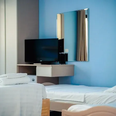 Hotel Andi Kryemedhej
