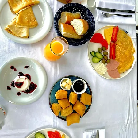 Andi Hotel Kryemedhej