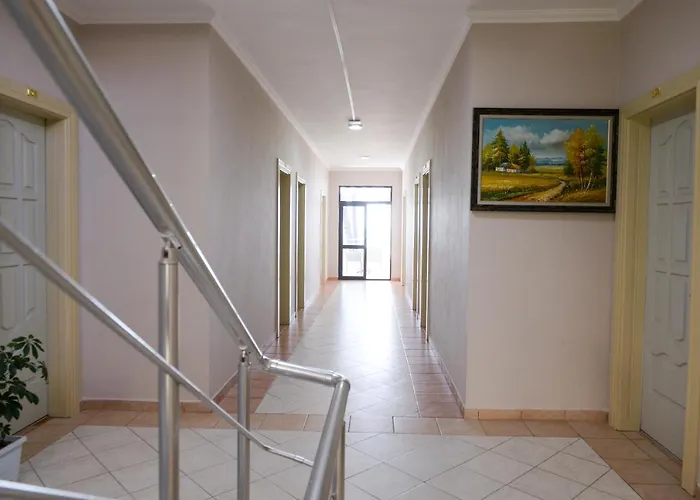 Andi Hotel Kryemedhej